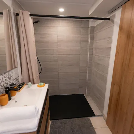 Le Refuge Marin - Vue - Acces Direct - Terrasse - Climatisation - Place De Parking アパート *